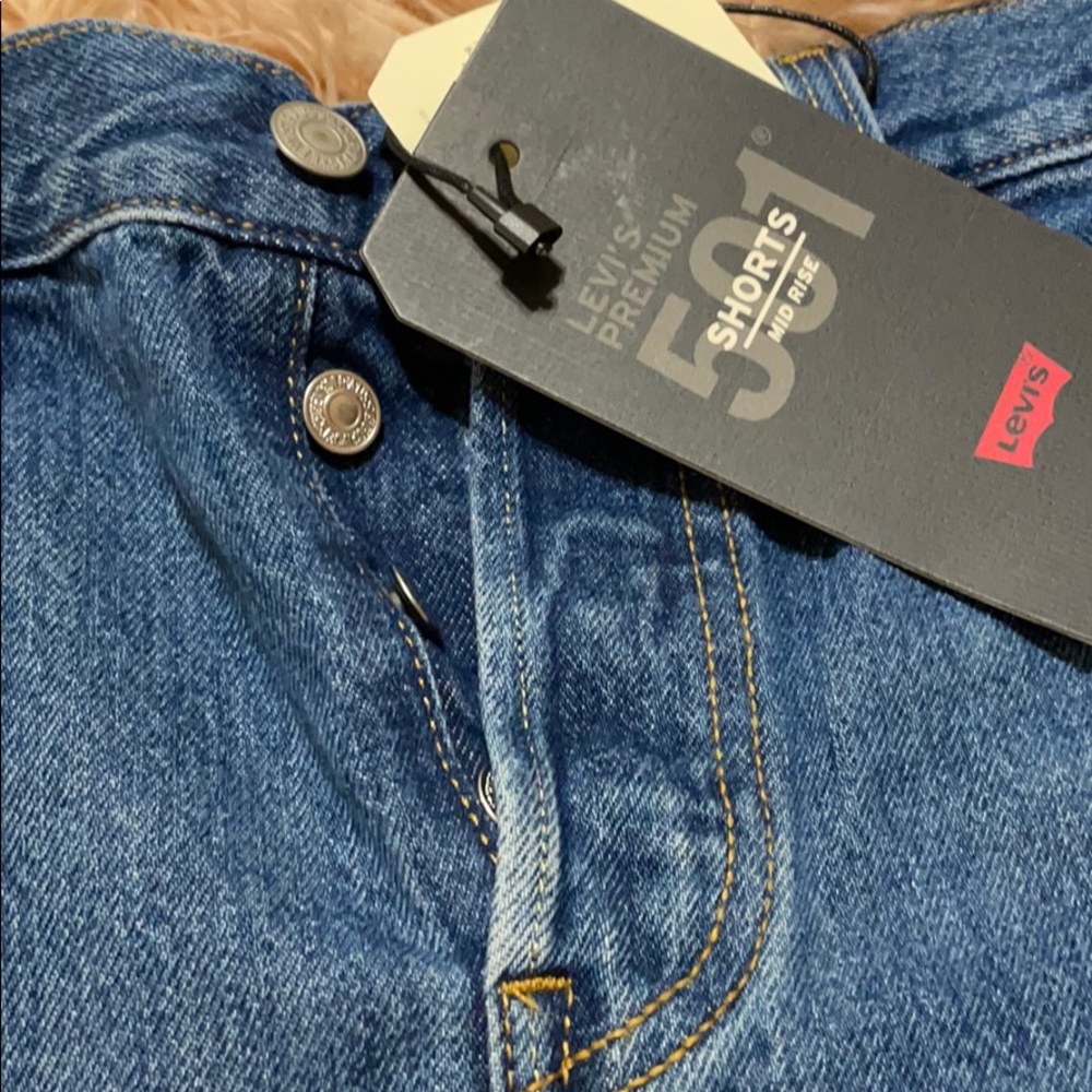 Brand New Levi Shorts - Picture 2 of 7